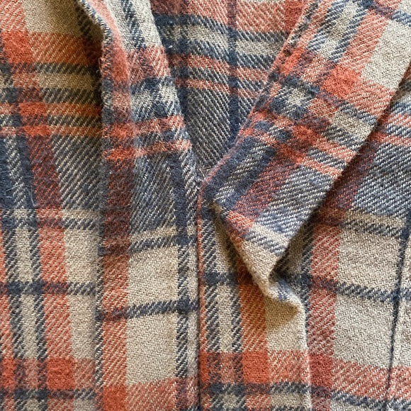 SPLENDID Womens flannel in perfect condition only worn a few times. - Picture 3 of 7